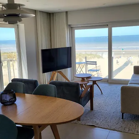 Dubbel Zeezicht In Apartment Nieuwpoort